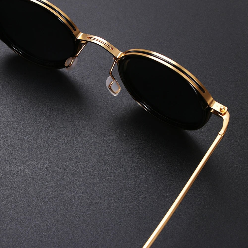 Fashionable men's polarized double bridge sunglasses with metal frame, ideal for eye protection & casual wear.