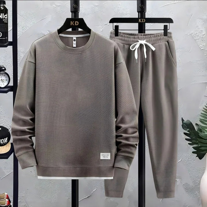 Men's effortless knit lounge set in charcoal for ultimate comfort & relaxed casual wear.
