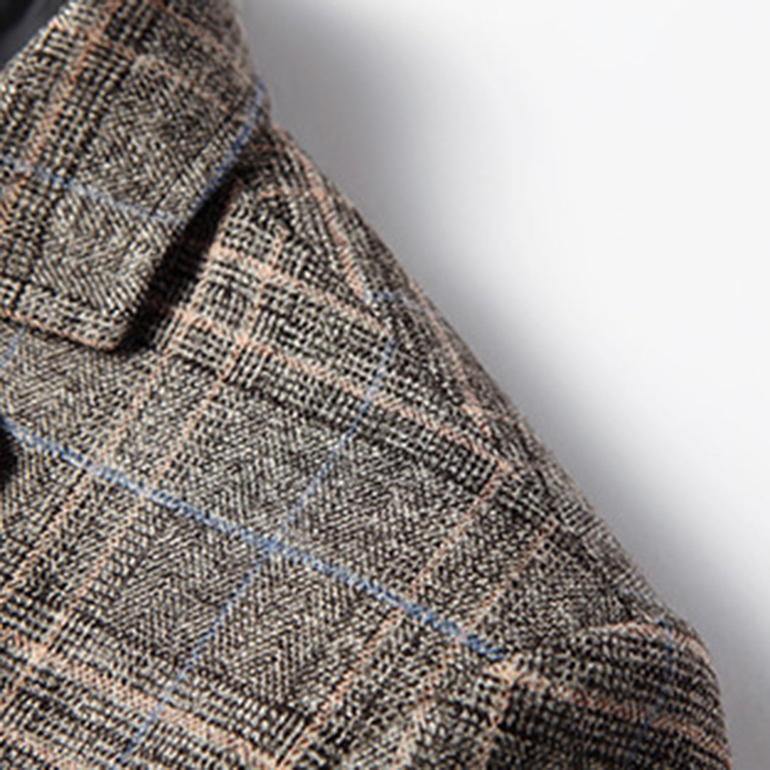 Elegant men's blazer with detailed embroidery, slim fit. A stylish jacket for formal & smart casual events.