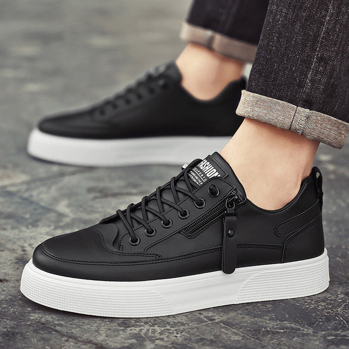 Men's fashionable footwear for everyday, combining comfort, street style, side zip, and lace-up details.