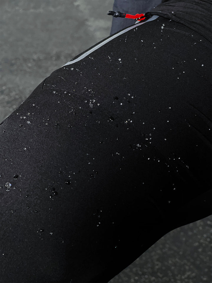 Men's streetwear cargo joggers, showcasing a modern tapered design for contemporary fashion appeal.