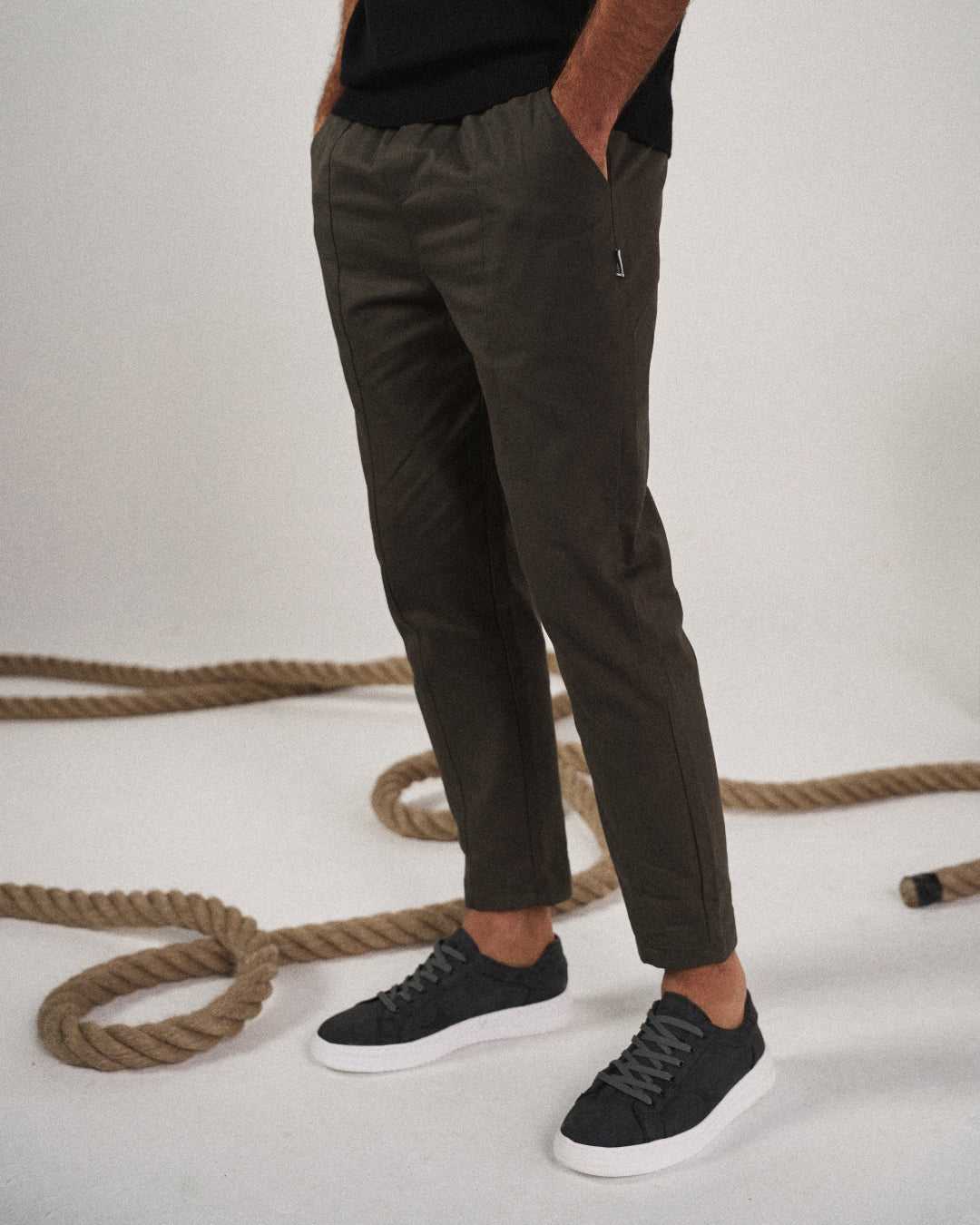 Navy blue tapered joggers for men, versatile casual wear & athletic activities.