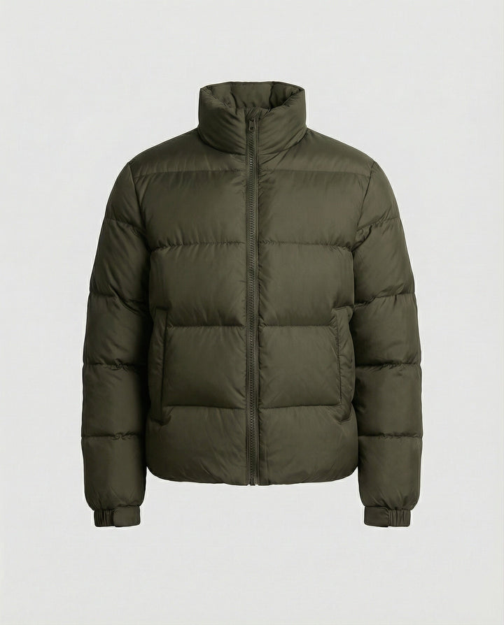 Comfortable & warm men's hooded puffer jacket. A stylish choice for men's fashion in harsh winter conditions.