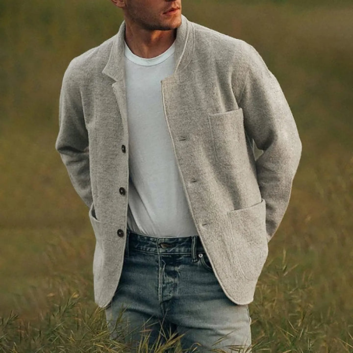 Men's Lightly Structured Everyday Blazer, perfect for smart casual & business casual outfits.