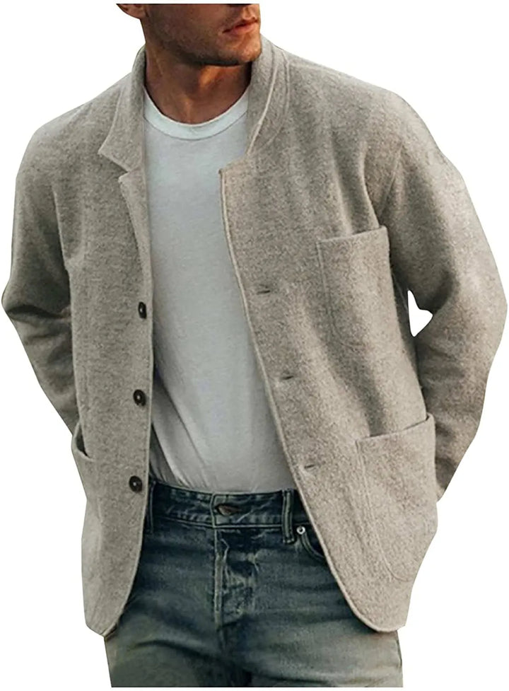 Everyday men's blazer for a sophisticated business casual style.