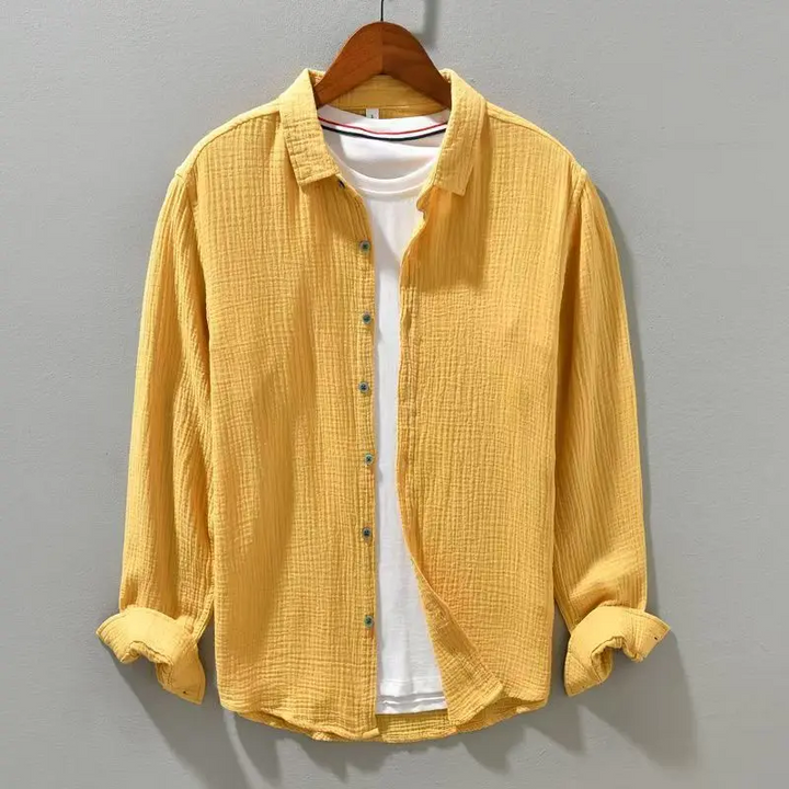 Versatile men's summer fashion: a lightweight breathable casual button-up shirt with a relaxed fit.