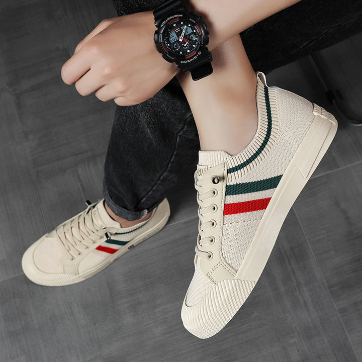 Soft & breathable men's lightweight sneakers. Lace-up athletic footwear for casual and active wear.