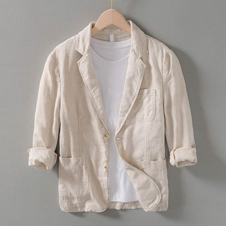Versatile men's lightweight casual blazer with notched lapel, ideal for effortless everyday and smart casual looks.