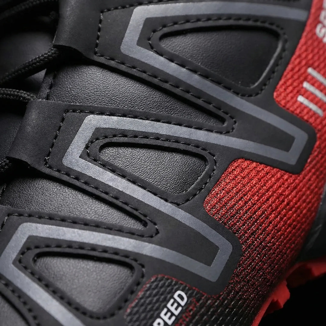 Lightweight men's winter hiking boots. Insulated, non-slip design for cold weather outdoor trekking and snow adventures.