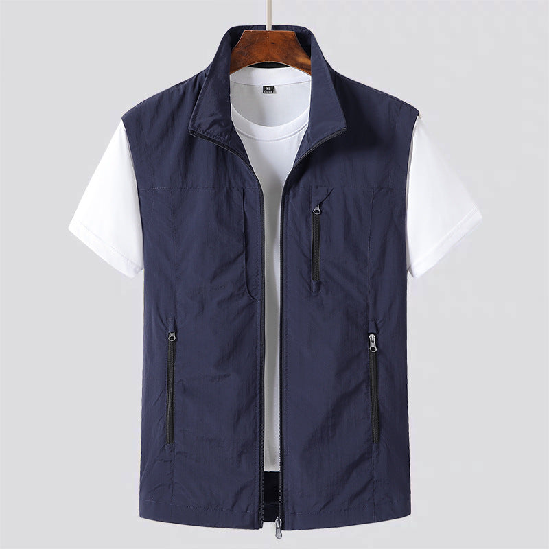 Stylish men's lightweight summer vest, a multi-pocket casual sleeveless jacket for everyday wear & travel.