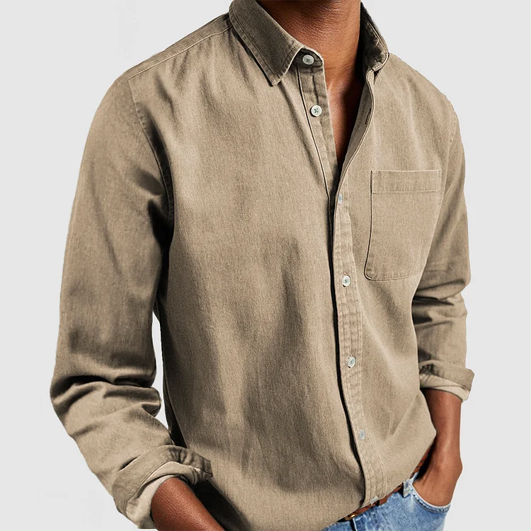 Classic men's casual button-down shirt with long sleeves, ideal for everyday and office wear.