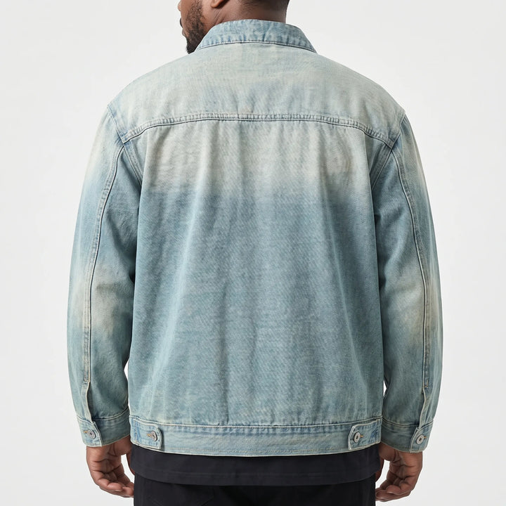Casual men's zip-up denim jacket with a loose fit, ideal for relaxed everyday wear & streetwear fashion.