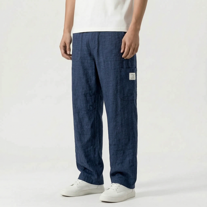 Relaxed fit men's straight-leg cargo pants. Perfect for summer style & casual comfort.