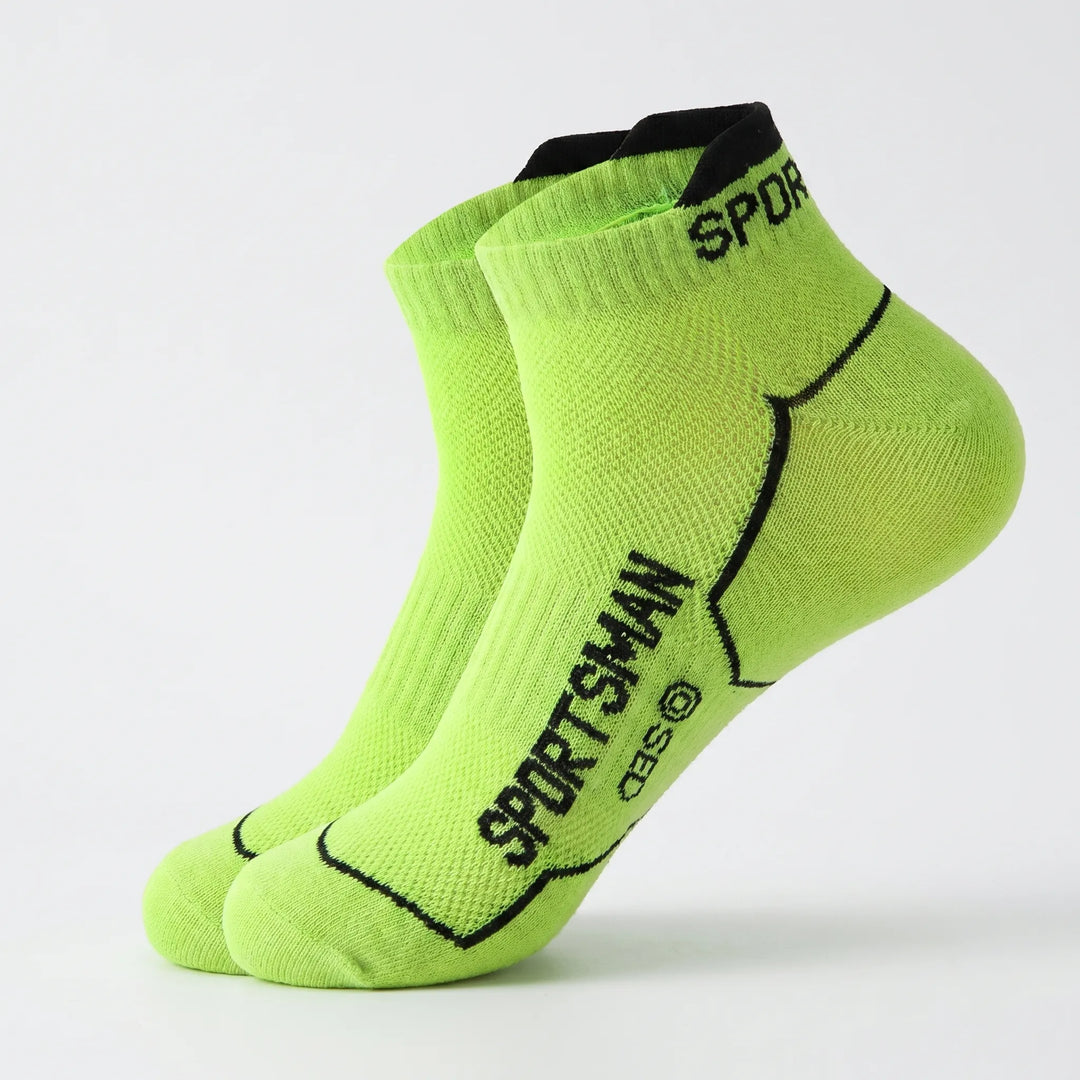 Durable men's low-cut sports socks, breathable ankle style, 6 pairs for running & gym use.