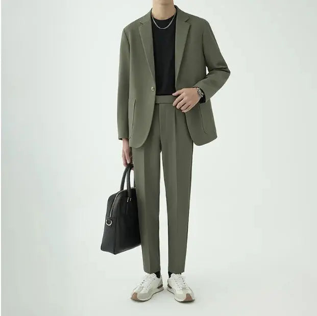 Versatile men's minimalist two-piece suit, tailored for business, formal events, & modern menswear.
