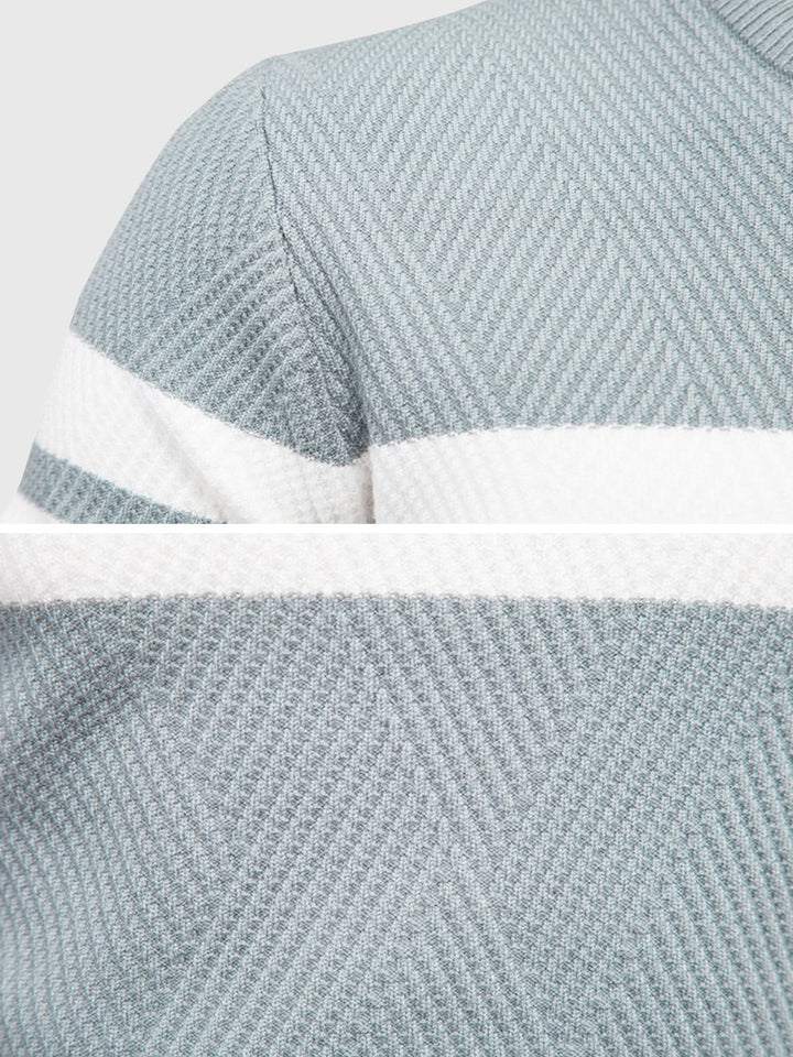 Versatile men's crewneck sweater, perfect for everyday casual style and comfort.