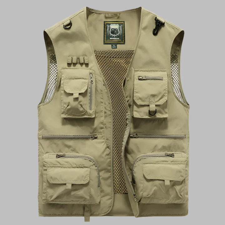 Stylish men's multi-pocket utility vest, perfect for casual wear, travel, and practical outdoor use.