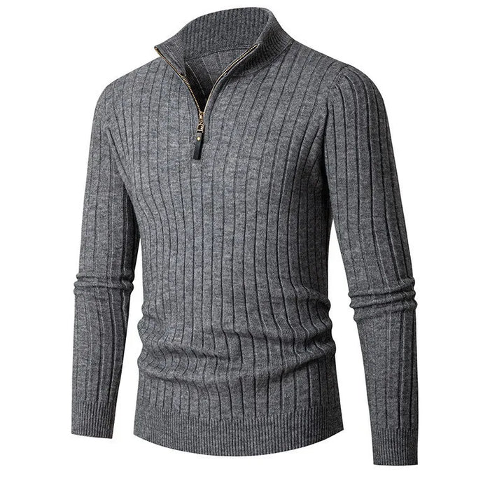 Modern men's long sleeve half-zip sweater, ribbed knit, neutral shades. Ideal for everyday elegance.