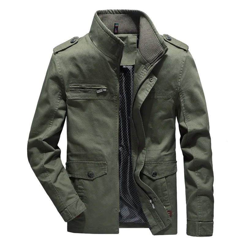 Durable multi-pocket men's cargo jacket, ideal for casual autumn and spring outings, combining utility and style.