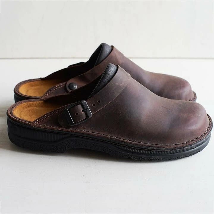 Men's orthopedic clogs for all-day comfort & support, ideal for daily wear & foot health. Slip-on design.