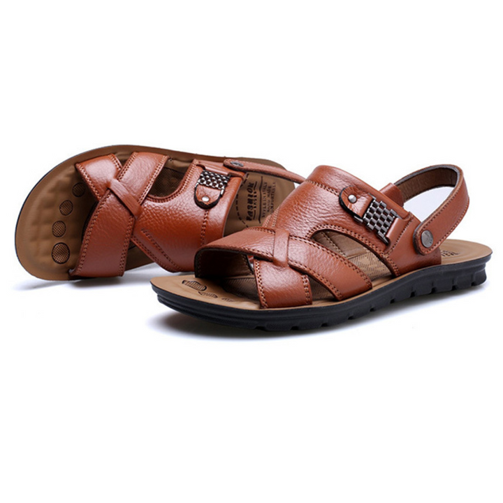Men's comfort sandals with orthopedic heel cushioning & reliable arch support for walking.