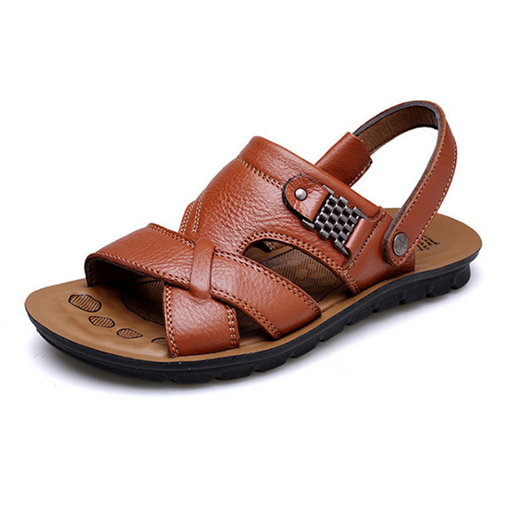 Detailed view of men's durable walking sandals, showcasing texture & orthopedic arch support design.