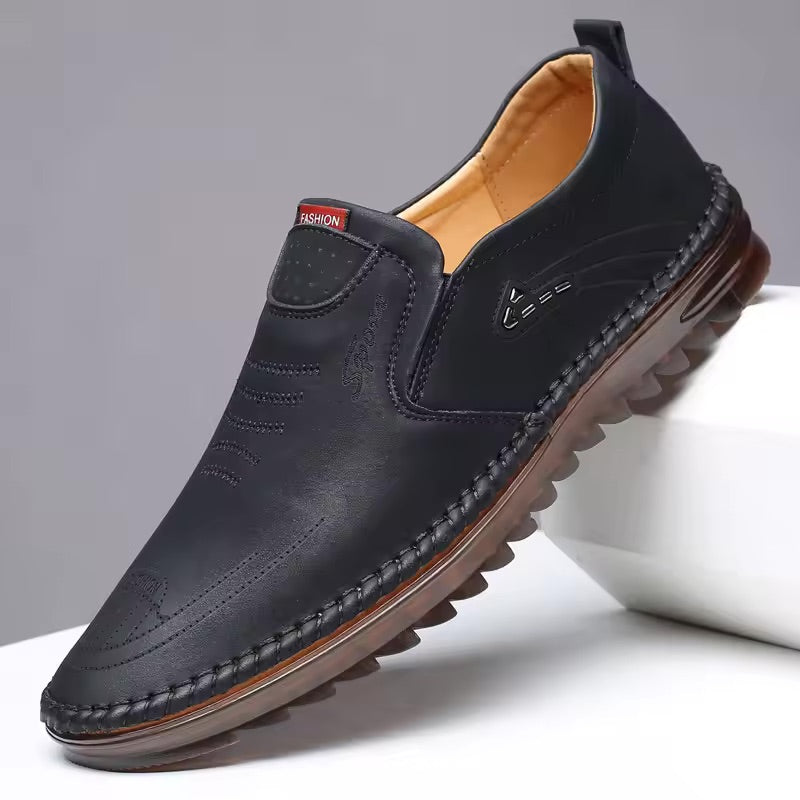 Comfortable men's walking shoes with orthopedic support, providing pain relief & everyday comfort.