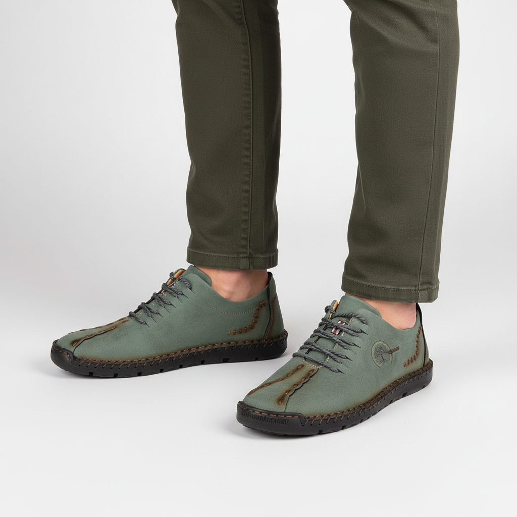 Men's casual orthopedic walking shoes, providing excellent support and comfort.