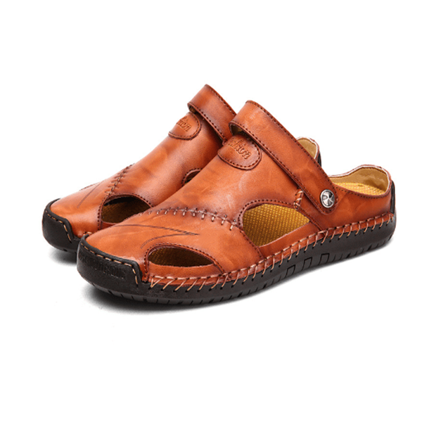 Men's durable orthopedic comfort sandals, black, providing all-day support for walking & casual wear.