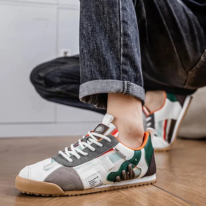 Versatile men's patchwork athletic sneakers, combining utility and comfort for everyday & trail use.