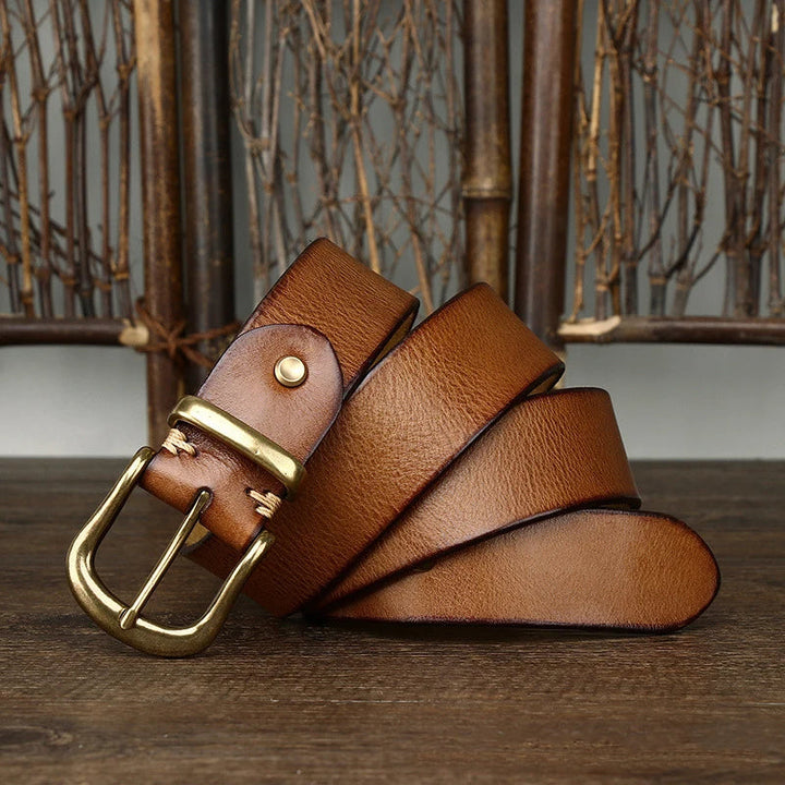 Premium handcrafted full-grain leather men's belt, a durable and timeless gift accessory.