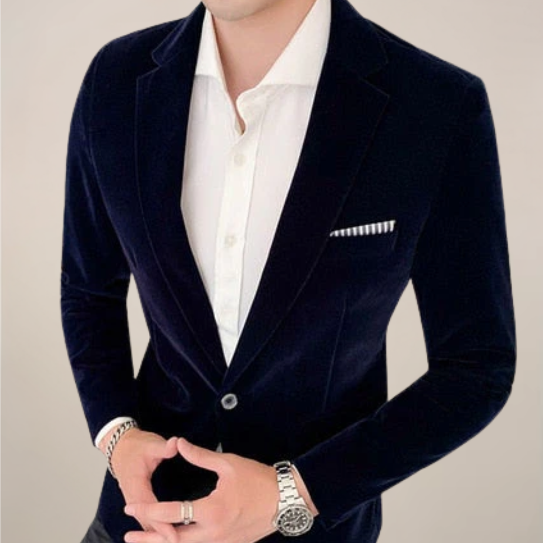 Stylish men's formal blazer, a refined evening jacket with a tailored fit, perfect for any special occasion & party.