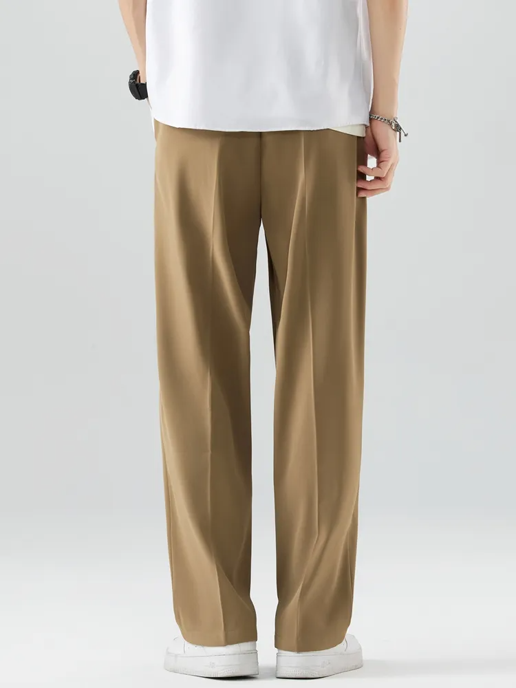 Men's relaxed fit casual pants, providing ultimate comfort as versatile bottoms for men's everyday fashion.