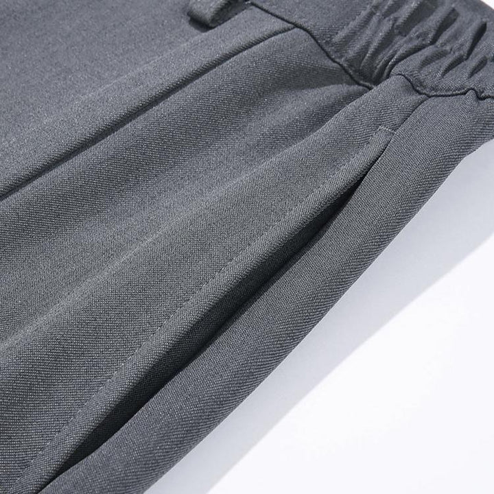 Stylish men's pleated dress pants, relaxed fit & lightweight for superior comfort and classic look.