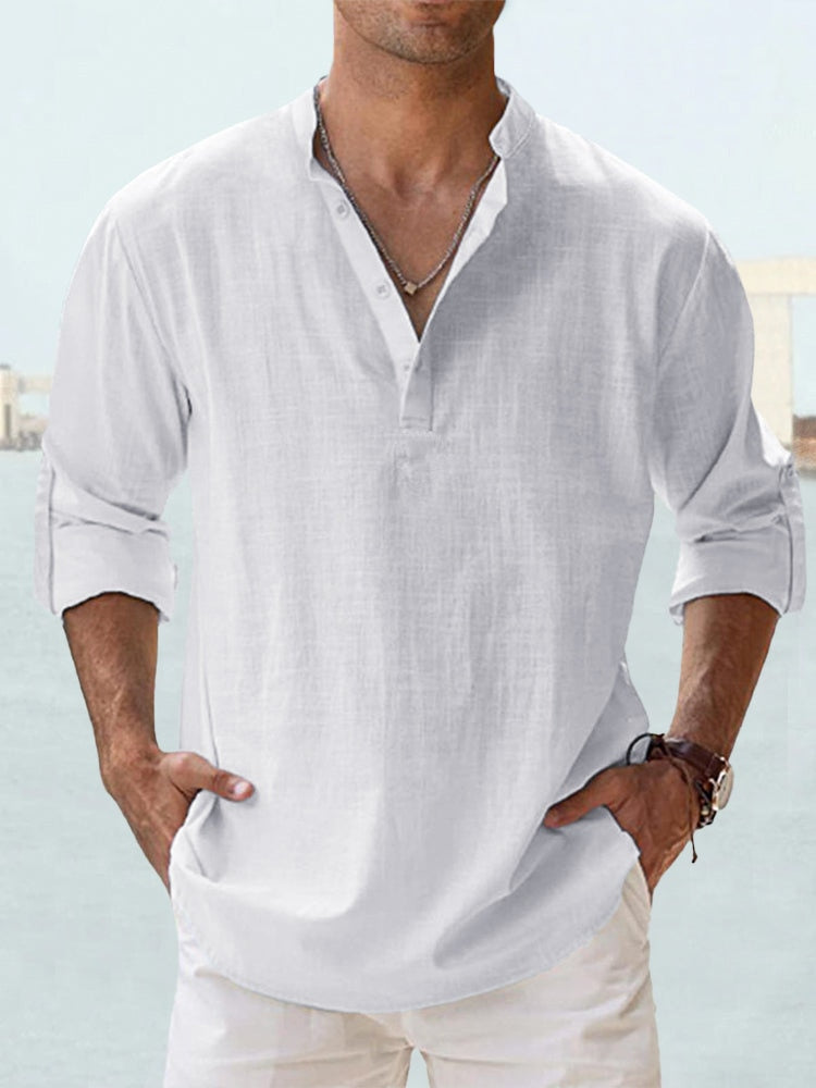 Relaxed men's short-sleeve shirt for summer, comfortable, breathable, and stylish everyday wear.