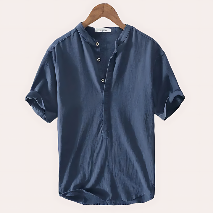 Versatile men's relaxed fit Henley tee with short sleeves & button placket. Great for smart casual or daily comfort.