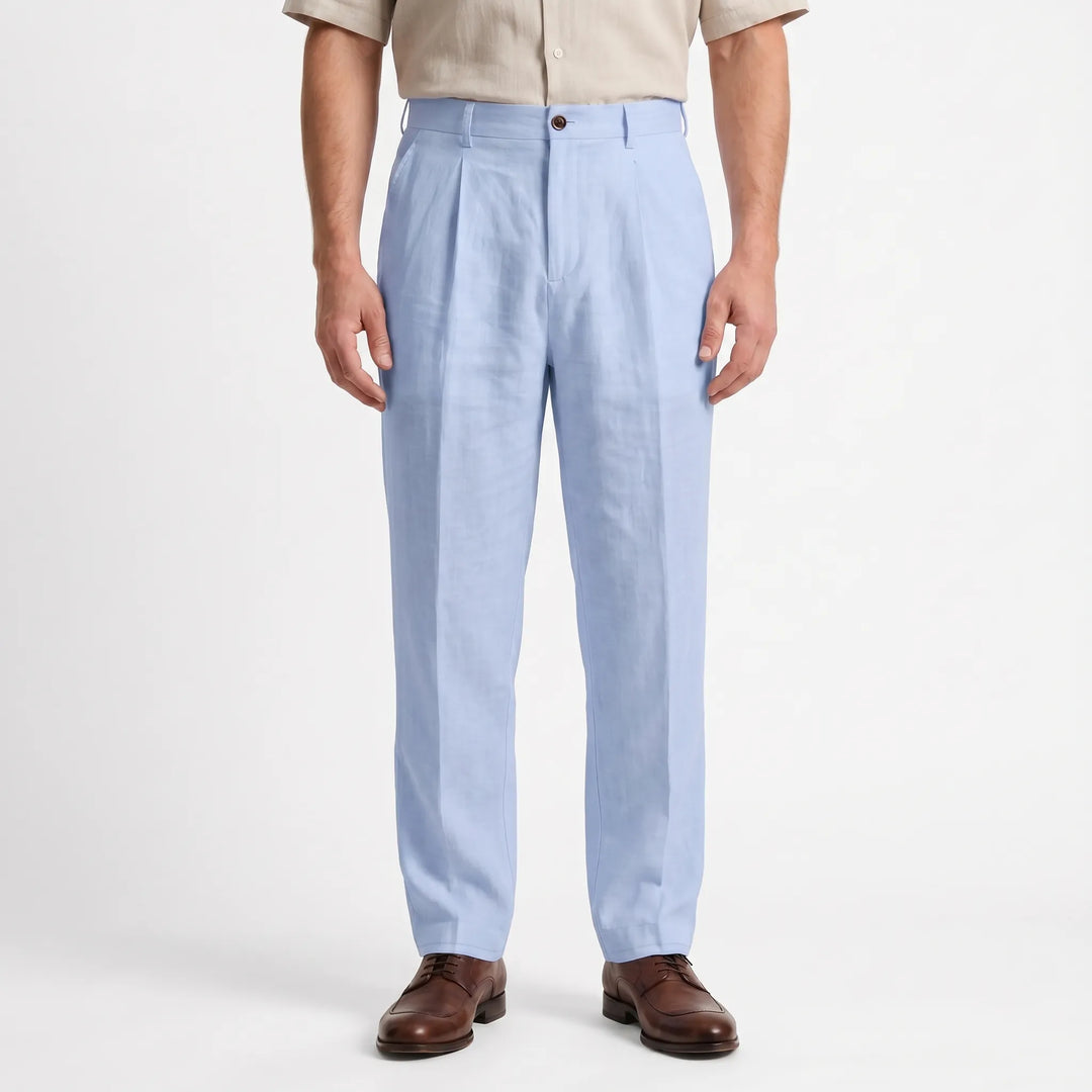 Comfortable men's relaxed straight leg pants, ideal for smart casual wear. Versatile pleated trousers for spring/autumn fashion.