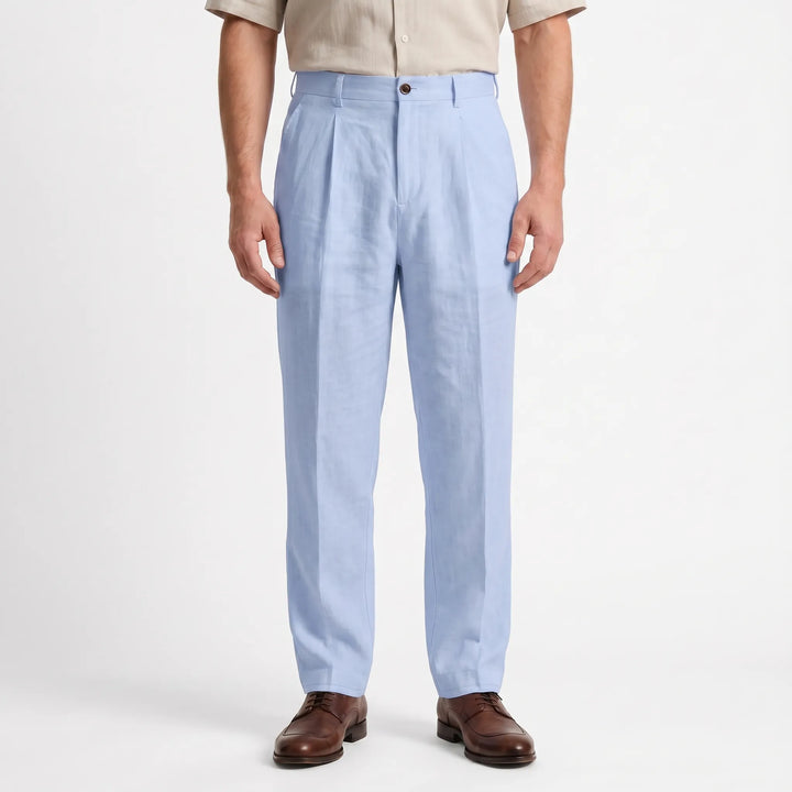 Comfortable men's relaxed straight leg pants, ideal for smart casual wear. Versatile pleated trousers for spring/autumn fashion.