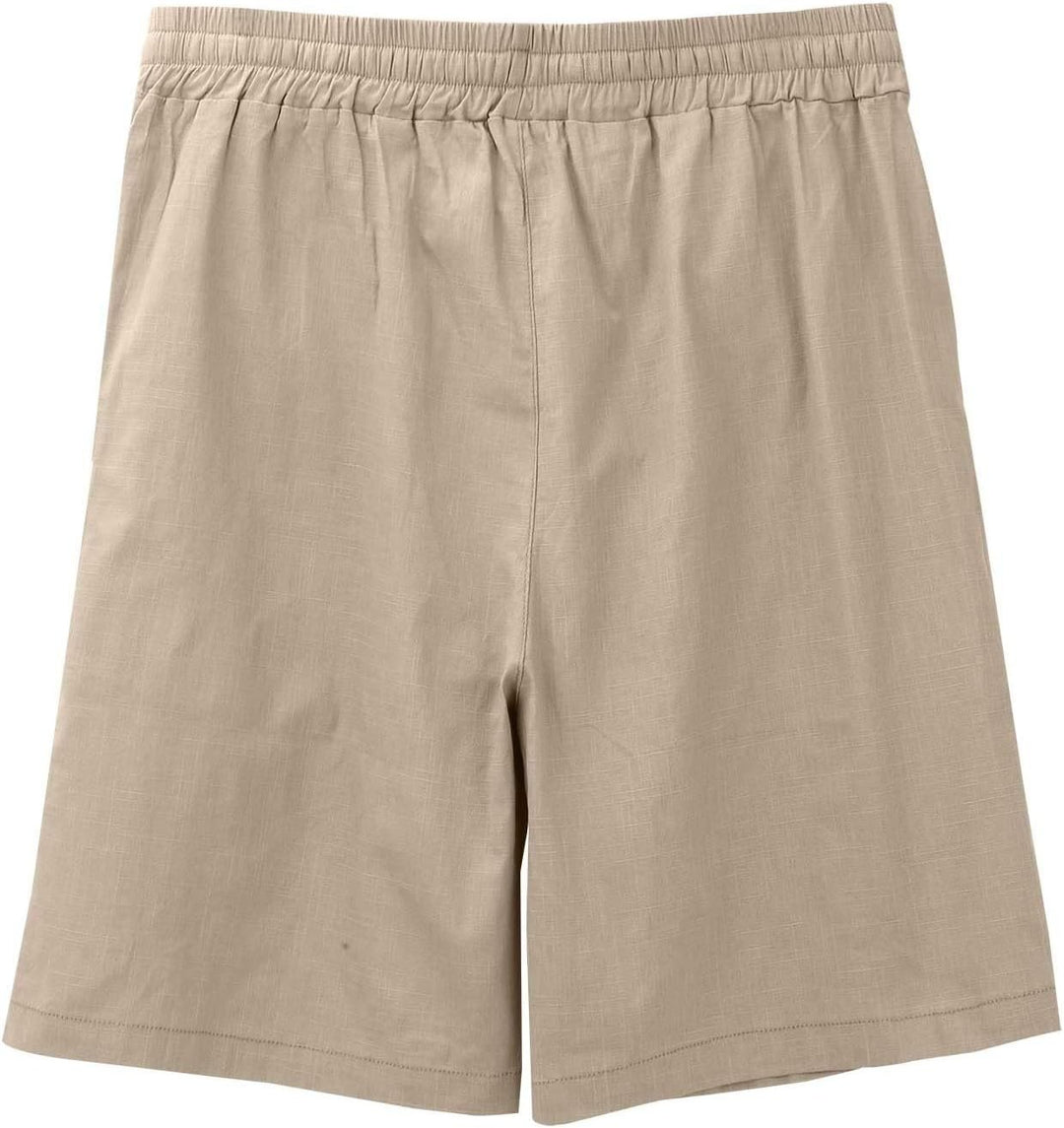 Detail of drawstring waistband on men's relaxed fit summer shorts, ensuring a perfect fit.