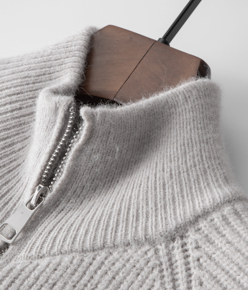 Smart men's funnel neck sweater. Comfortable zip-up, perfect for a refined casual look.