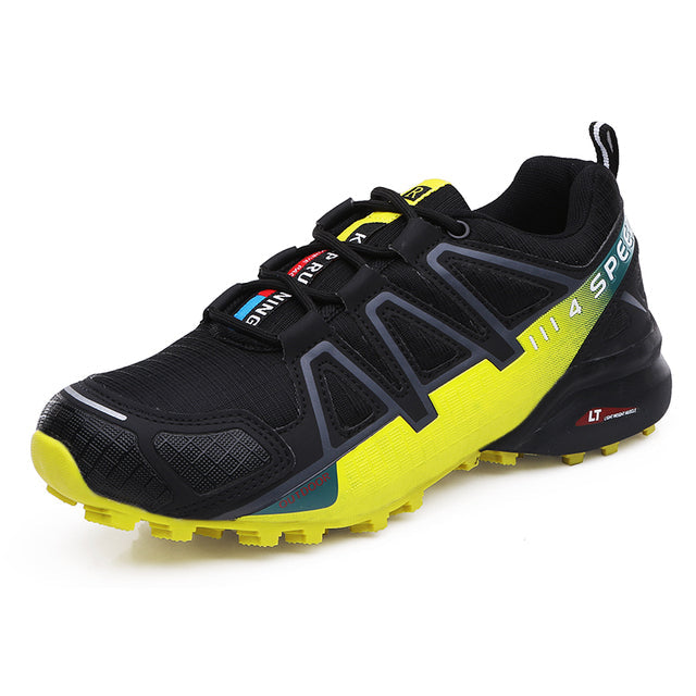 Men's RoverTrail trekking shoes with advanced grip for secure footing on any adventure.