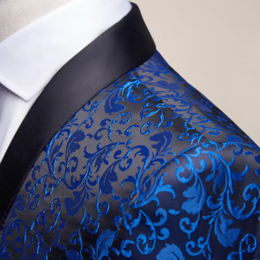 Stylish men's embroidered formal blazer, a slim fit evening jacket for fashion-forward events.
