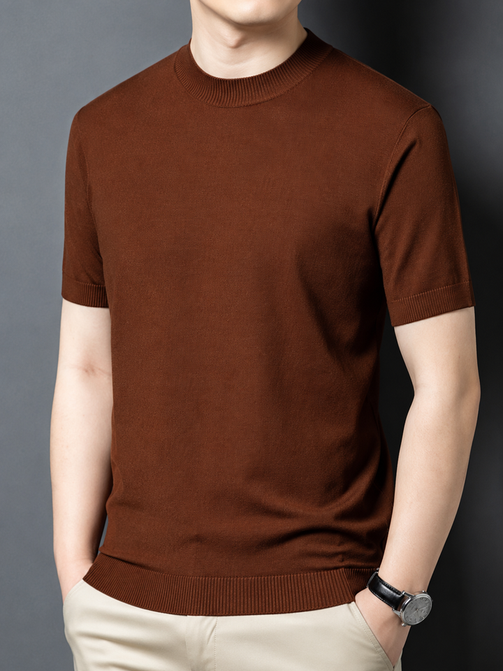 Fashionable men's short sleeve mock neck t-shirt, slim fit, for a sharp everyday look.