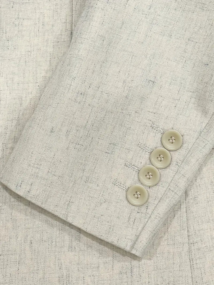 Sharp men's slim fit suit, perfect for formal occasions, business meetings, or professional events.