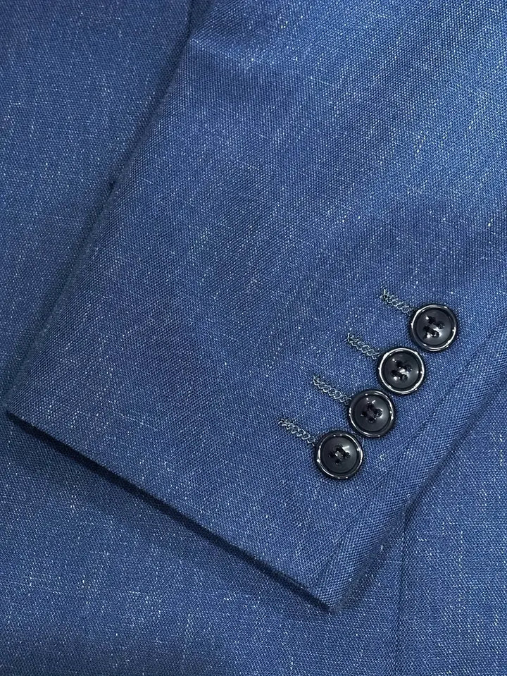 High-quality men's formal slim fit suit. Complete with sharp blazer & trousers for any special occasion.