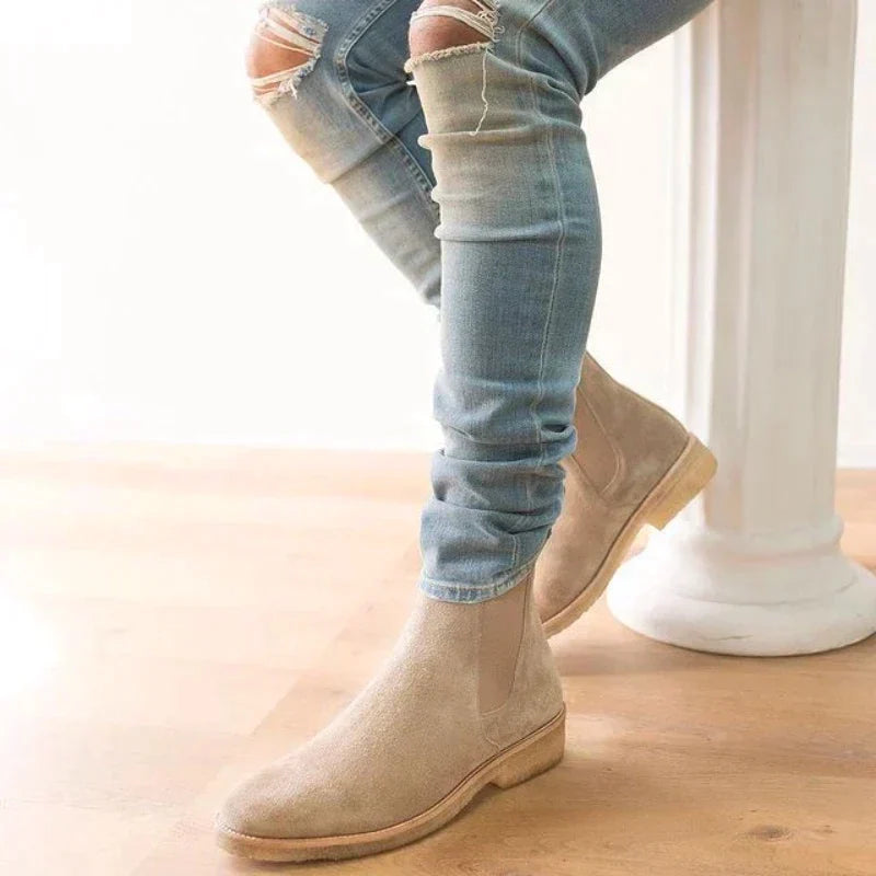 Easy wear men's slip-on Chelsea ankle boots, perfect for stylish everyday comfort and modern fashion trends.