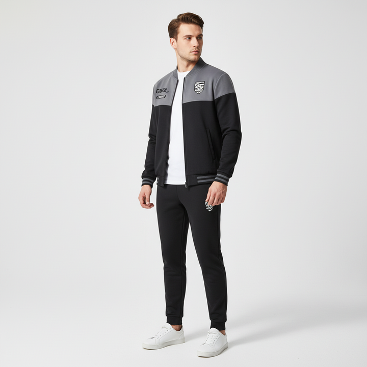 Classic baseball style men's tracksuit, a sporty two-piece activewear set for all activities.