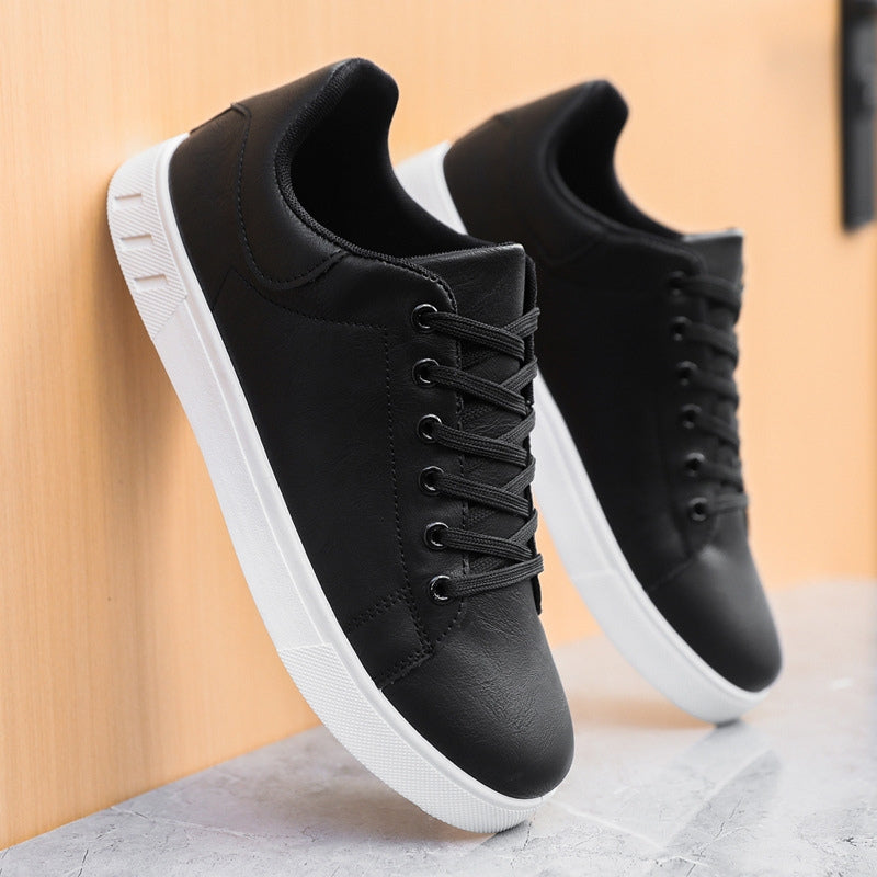 Durable men's everyday comfort sneakers, combining modern style with long-lasting wear.