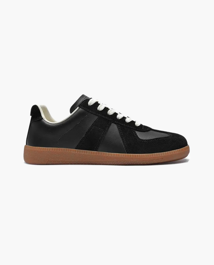 Comfortable men's lace-up low-top sneakers, versatile for walking & year-round casual fashion.