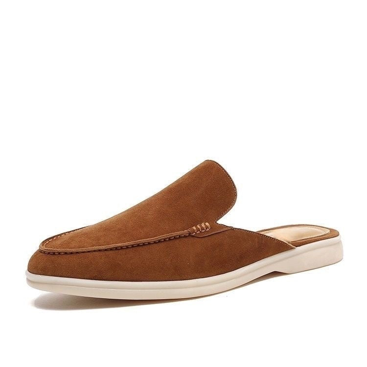Stylish men's slip-on backless loafers. Comfortable, versatile casual shoes for men's modern summer fashion.